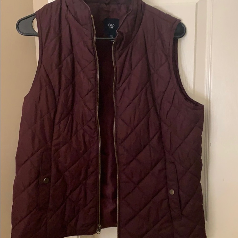 GAP vest